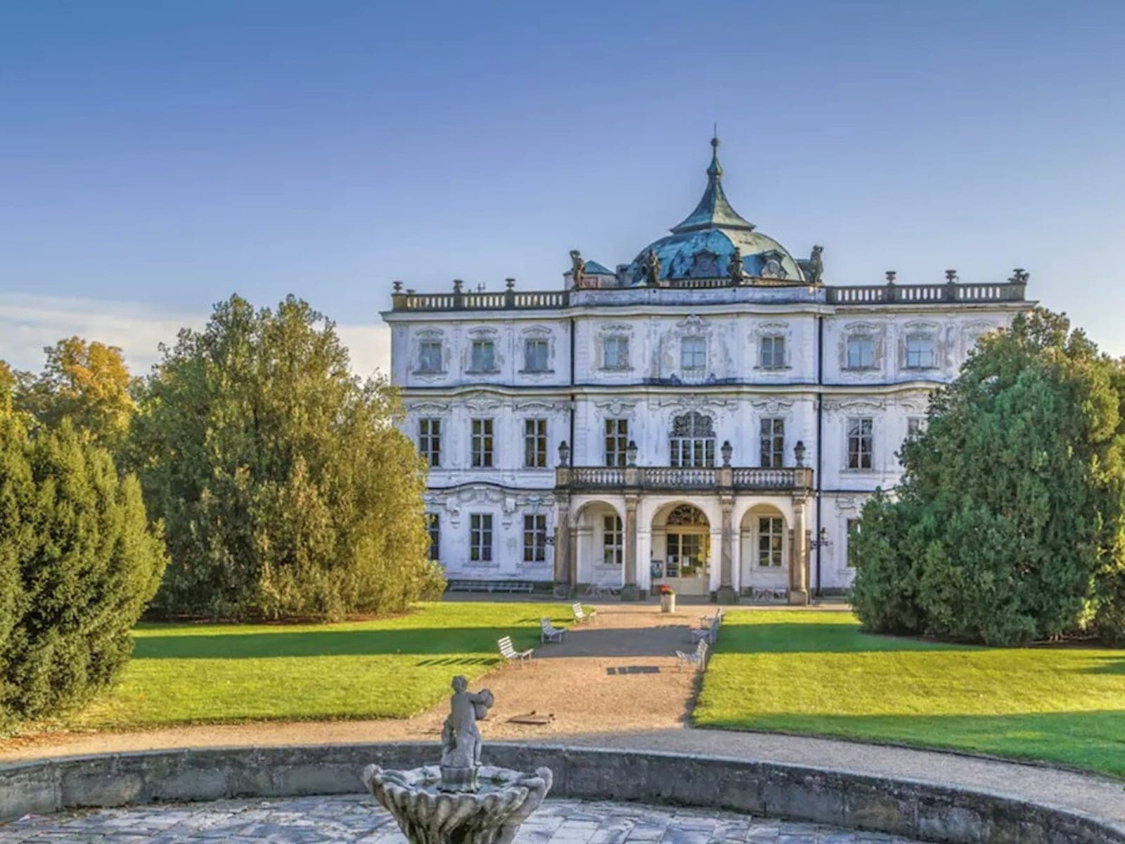 Schloss Ploskovice